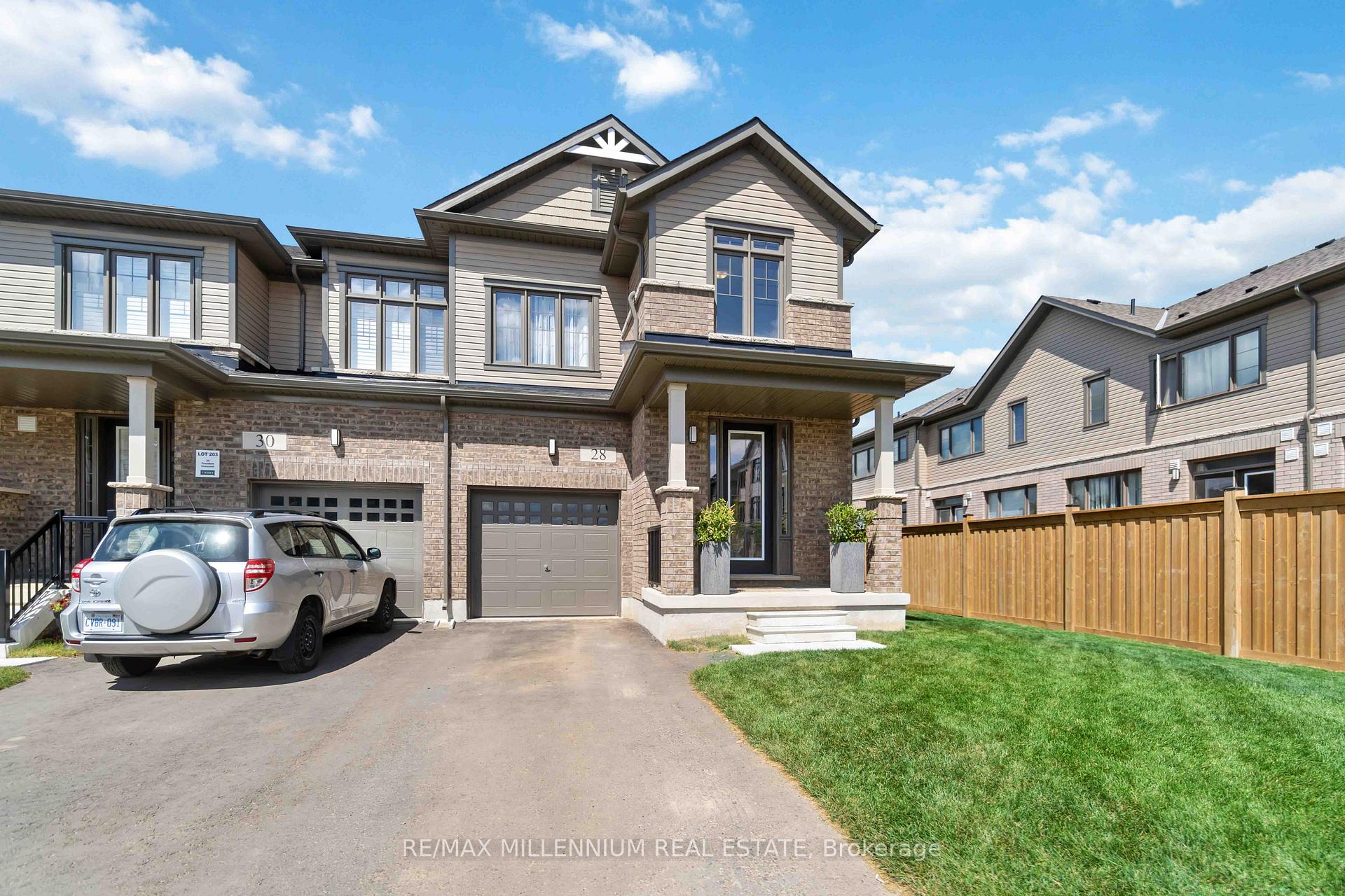 Photo 4 of 28 Freedom Crescent, Hamilton, Mount Hope — HOMEH