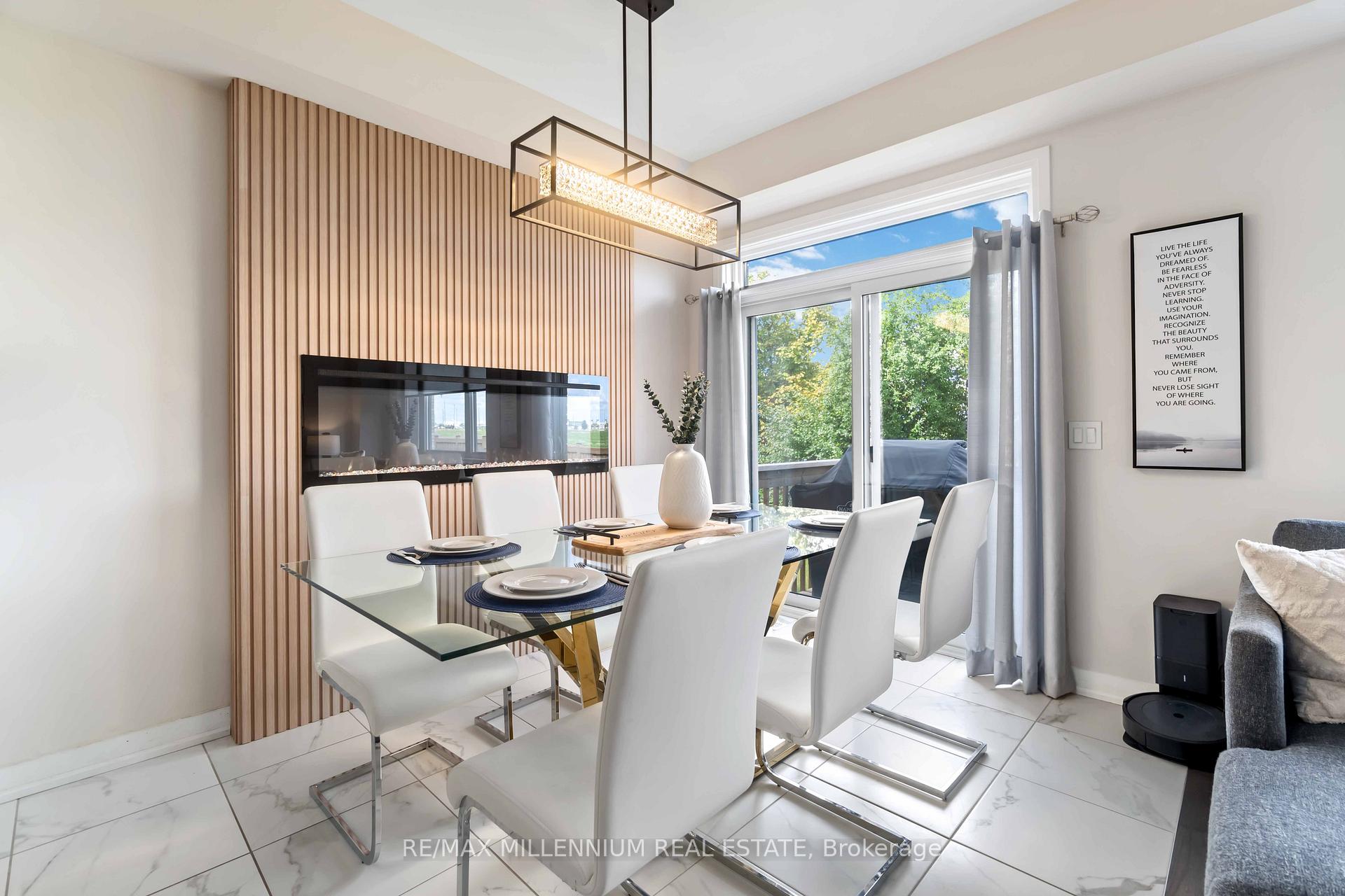 Photo 12 of 28 Freedom Crescent, Hamilton, Mount Hope — HOMEH