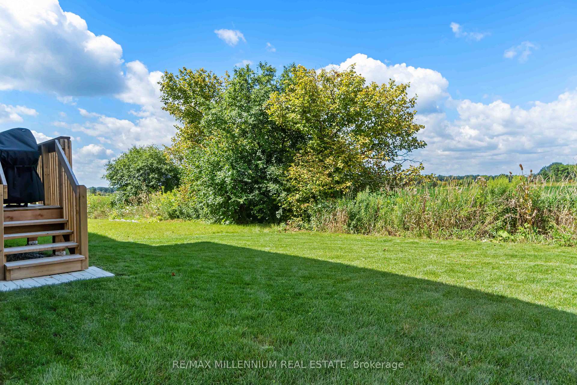 Photo 39 of 28 Freedom Crescent, Hamilton, Mount Hope — HOMEH
