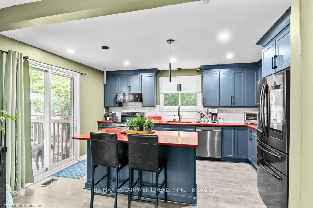 Photo 5 of 56 Kimberly Drive, Hamilton, Rosedale — HOMEH