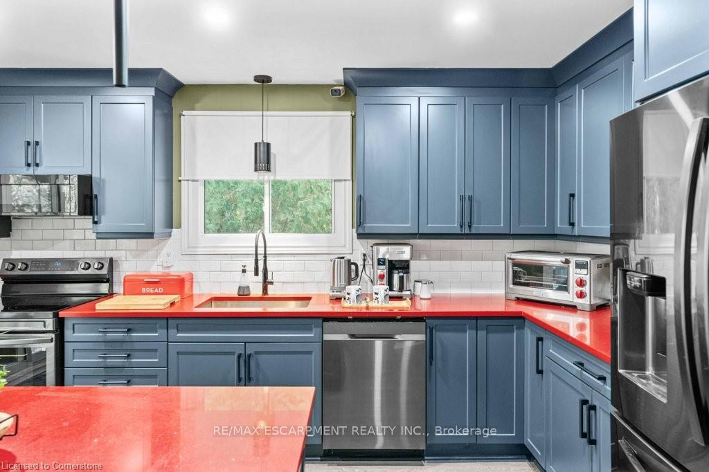 Photo 10 of 56 Kimberly Drive, Hamilton, Rosedale — HOMEH