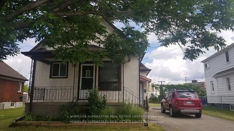 Photo 1 of 5740 Desson Avenue E, Niagara Falls, Clifton Hill — HOMEH