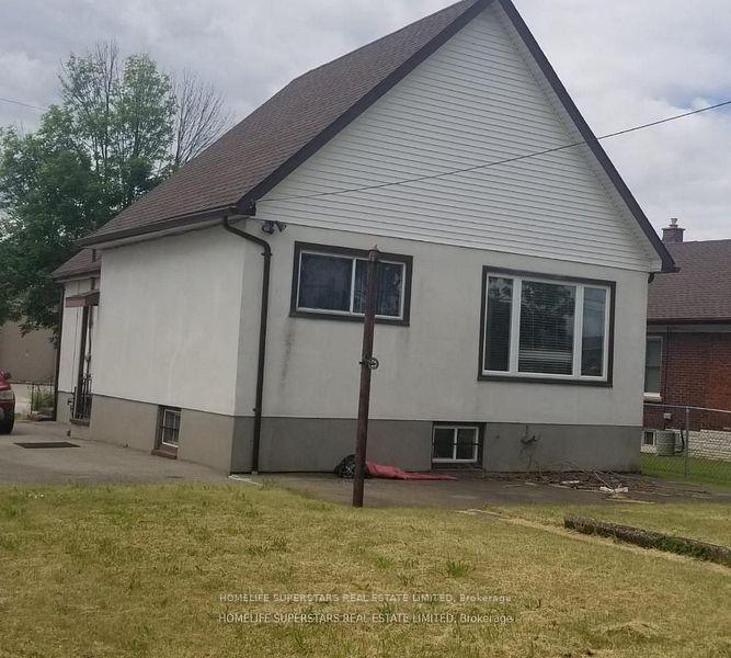 Photo 5 of 5740 Desson Avenue E, Niagara Falls, Clifton Hill — HOMEH