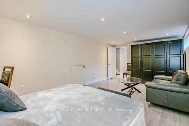 Photo 16 of 131 Green Road, Hamilton, Stoney Creek — HOMEH