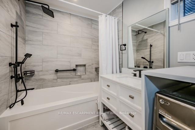 Photo 28 of 131 Green Road, Hamilton, Stoney Creek — HOMEH