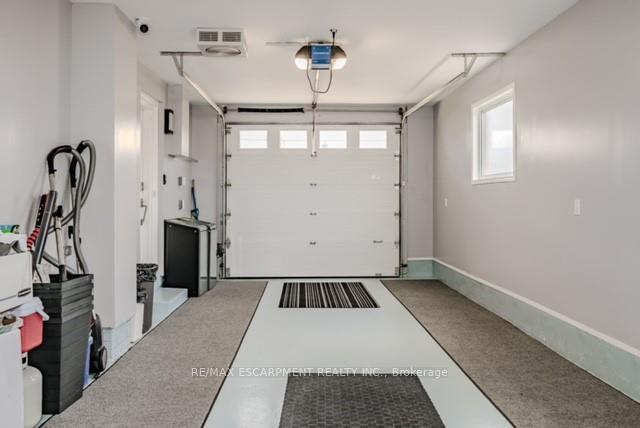 Photo 32 of 131 Green Road, Hamilton, Stoney Creek — HOMEH