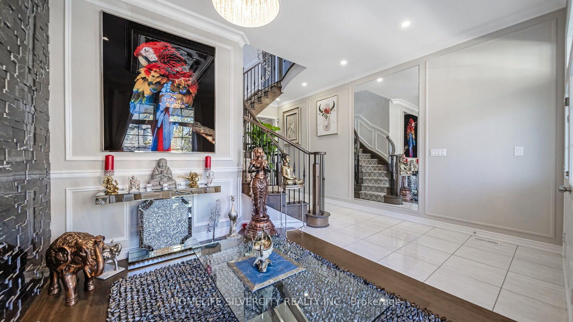 Photo 5 of 62 Card Lumber Crescent, Vaughan, Kleinburg — HOMEH
