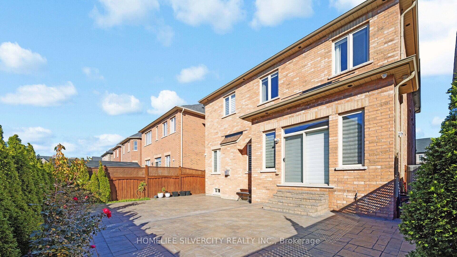 Photo 31 of 62 Card Lumber Crescent, Vaughan, Kleinburg — HOMEH