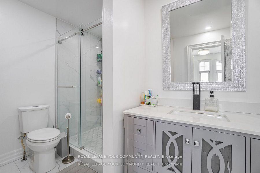 Photo 15 of 178 Sylwood Crescent, Vaughan, Maple — HOMEH