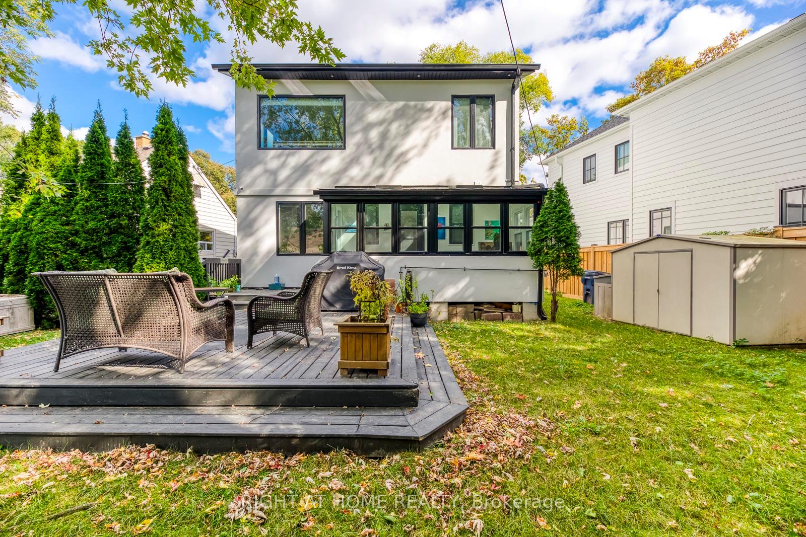 Photo 38 of 5 Saunders Crescent, Etobicoke, Stonegate-Queensway — HOMEH