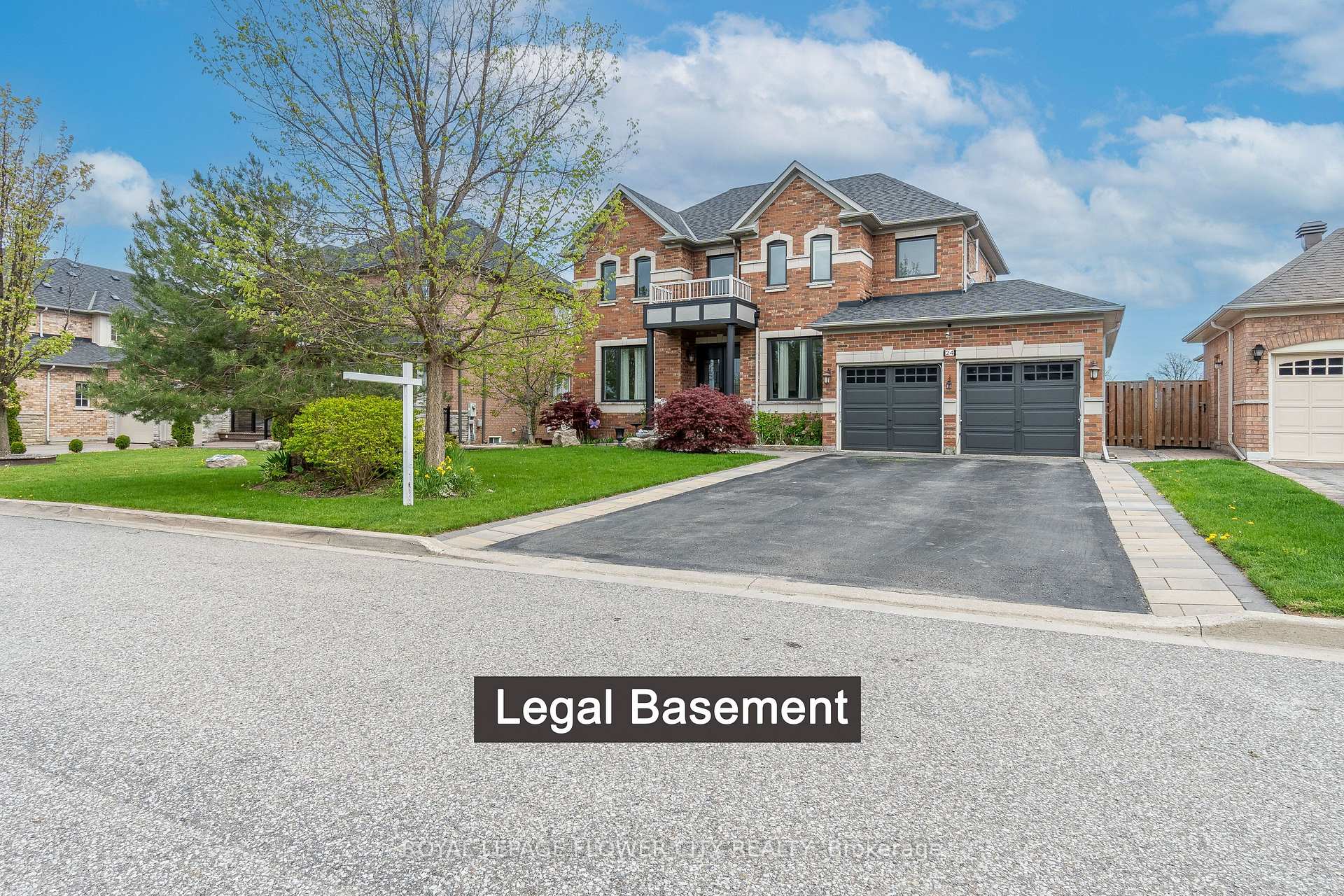 Photo 1 of 24 Upper Ridge Crescent, Brampton, Brampton East — HOMEH