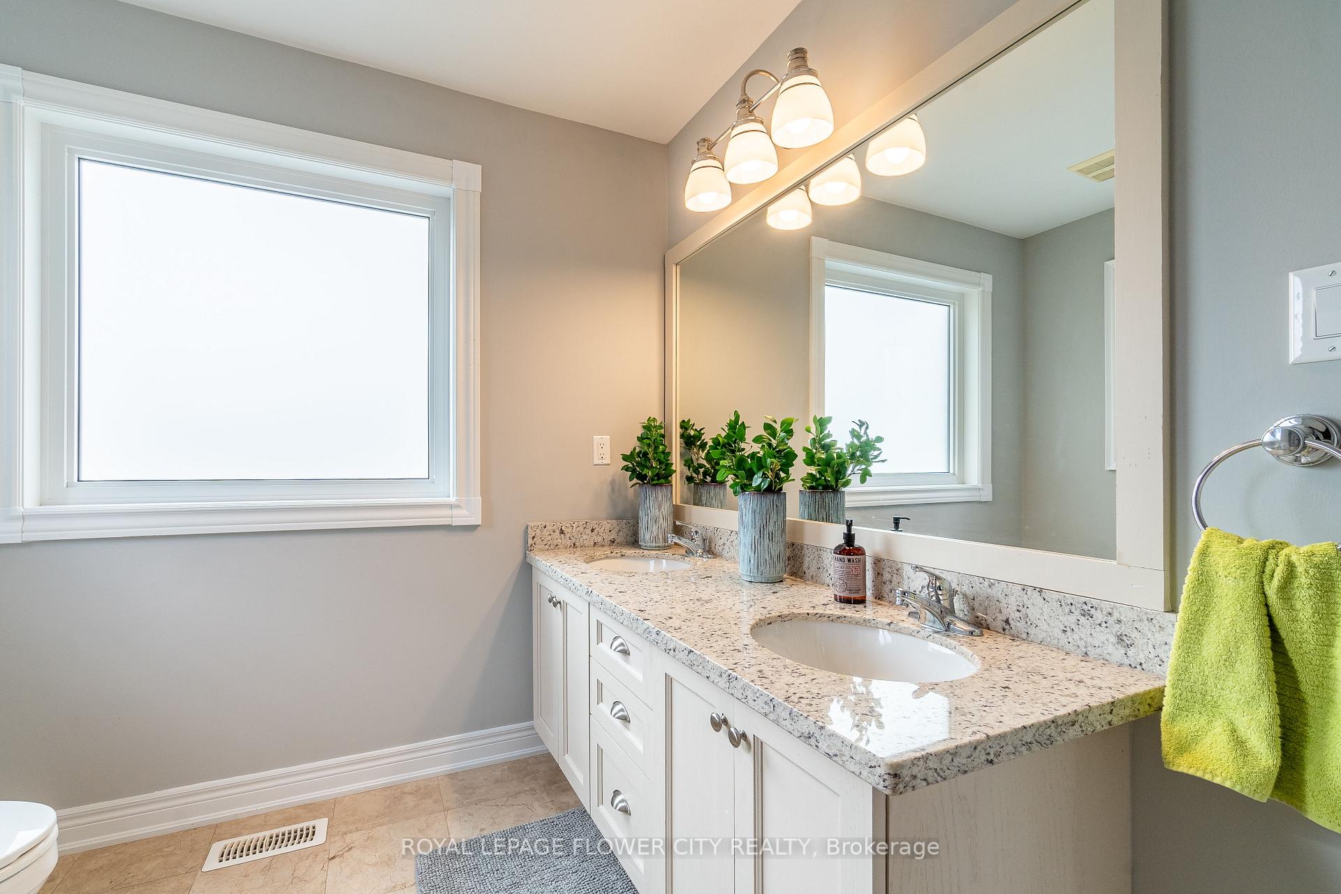 Photo 27 of 24 Upper Ridge Crescent, Brampton, Brampton East — HOMEH
