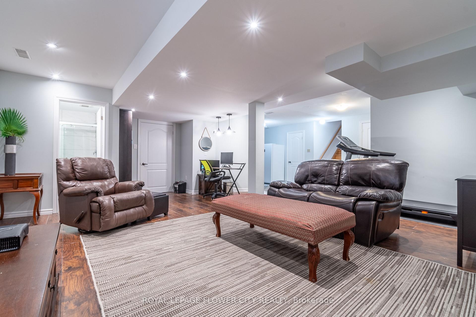 Photo 34 of 24 Upper Ridge Crescent, Brampton, Brampton East — HOMEH