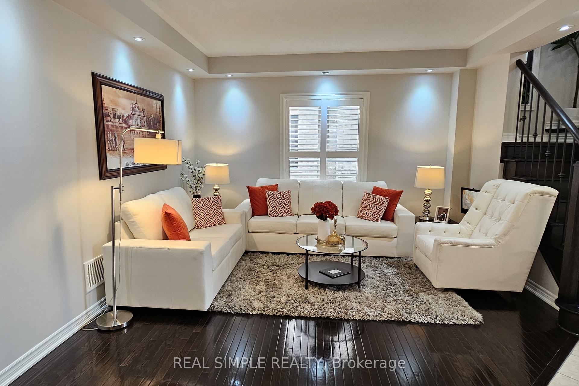 Photo 4 of 28 Penelope Street, Brampton, Bram East — HOMEH