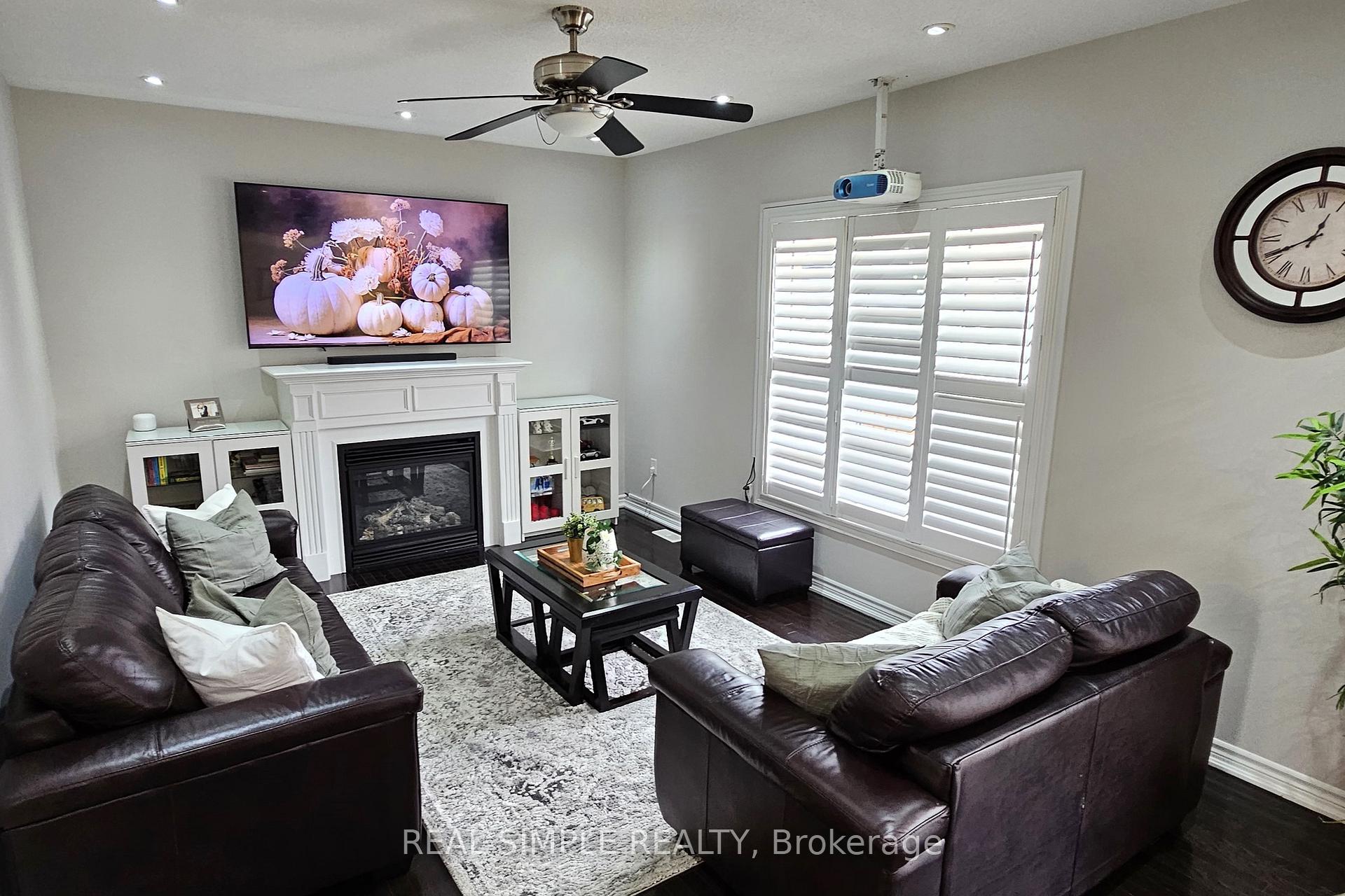 Photo 9 of 28 Penelope Street, Brampton, Bram East — HOMEH