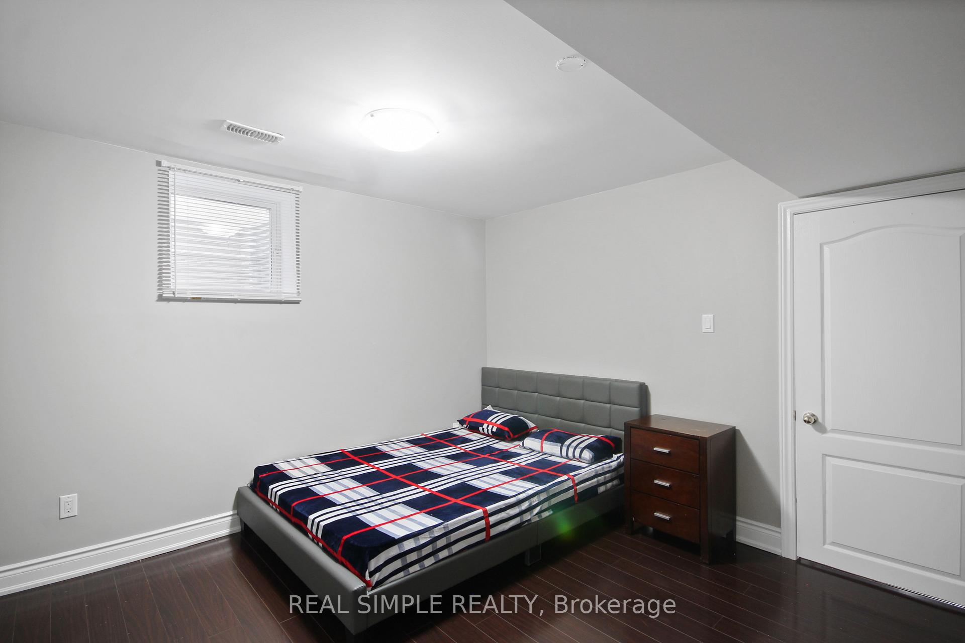 Photo 35 of 28 Penelope Street, Brampton, Bram East — HOMEH