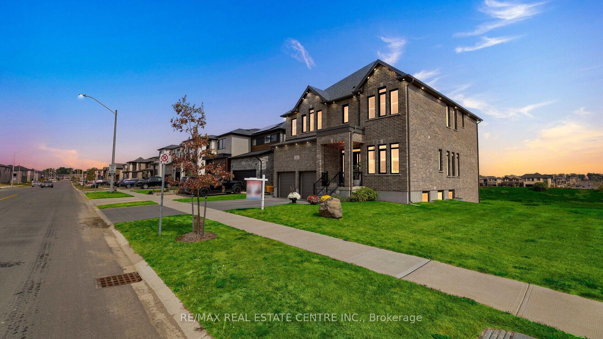 Photo 2 of 64 Grandville Circle, Brant, Paris — HOMEH