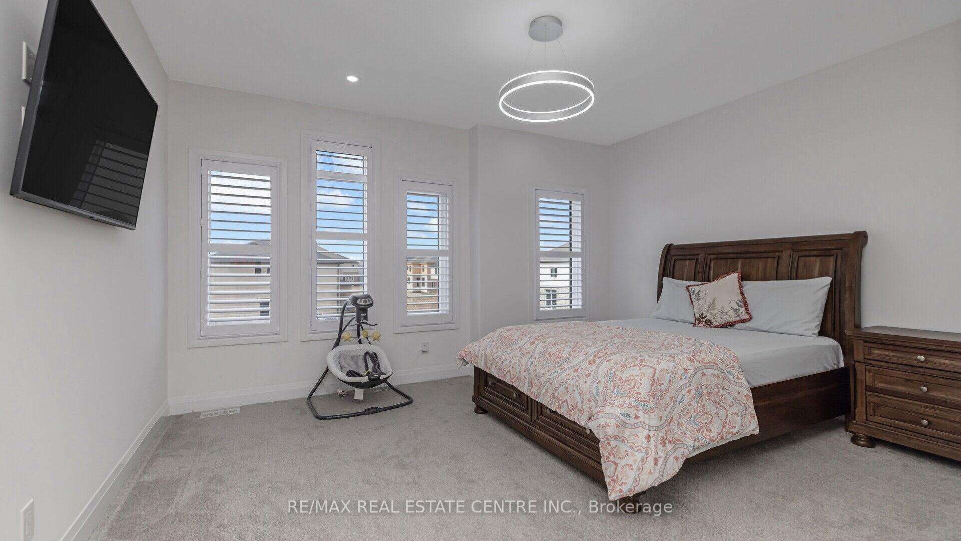 Photo 36 of 64 Grandville Circle, Brant, Paris — HOMEH