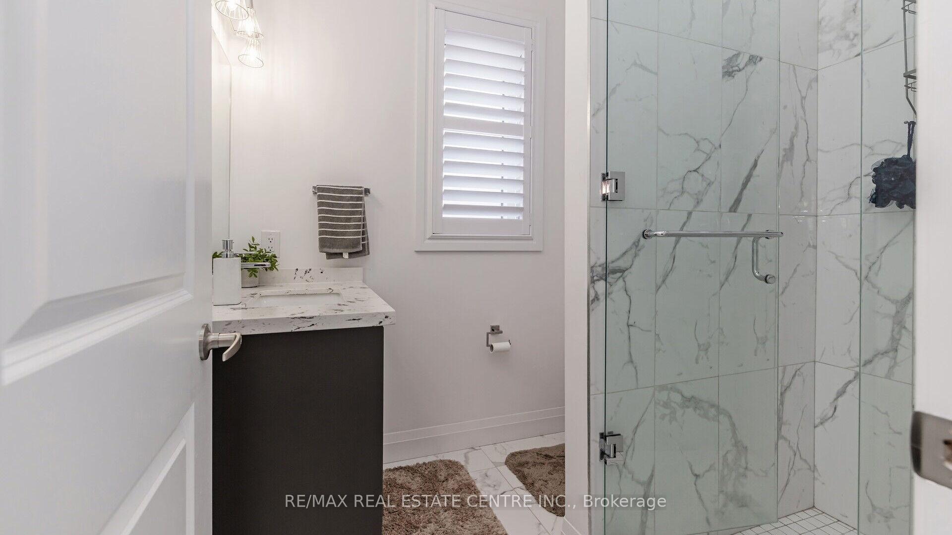 Photo 32 of 64 Grandville Circle, Brant, Paris — HOMEH