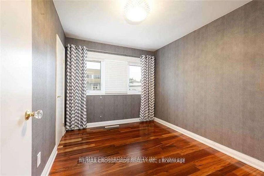 Photo 6 of Unit Upper, 89 Irene Avenue, Hamilton, Stoney Creek — HOMEH