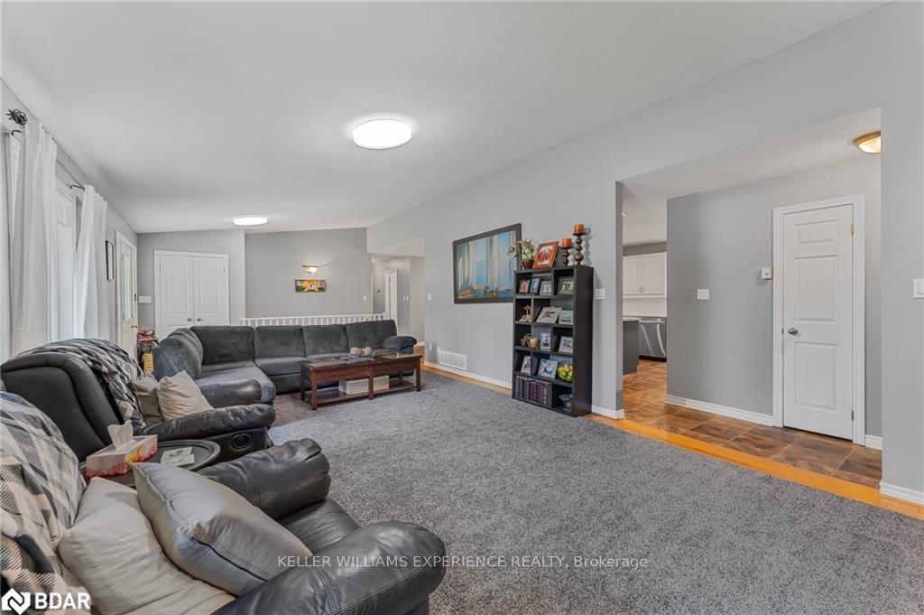 Photo 3 of 2067 Matheson Road E, Springwater, Phelpston — HOMEH