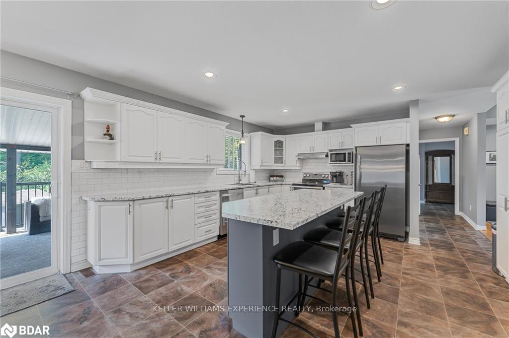 Photo 5 of 2067 Matheson Road E, Springwater, Phelpston — HOMEH
