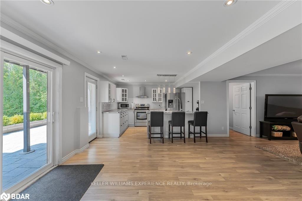 Photo 18 of 2067 Matheson Road E, Springwater, Phelpston — HOMEH