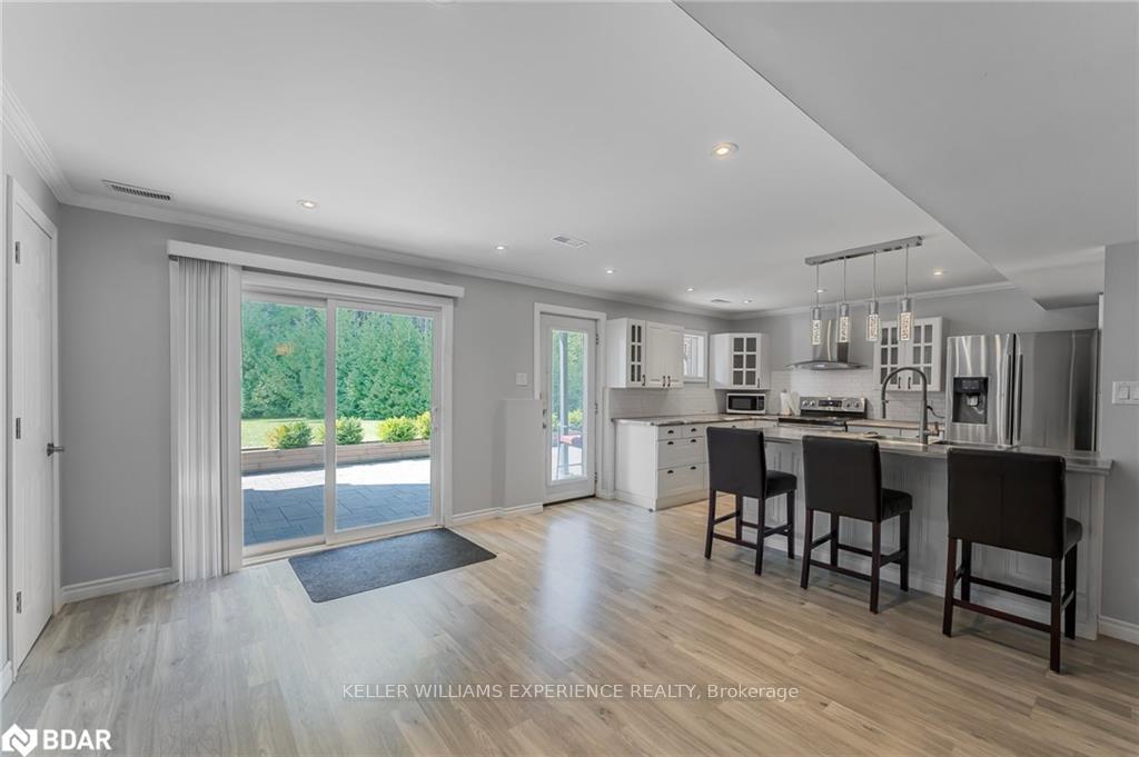 Photo 21 of 2067 Matheson Road E, Springwater, Phelpston — HOMEH