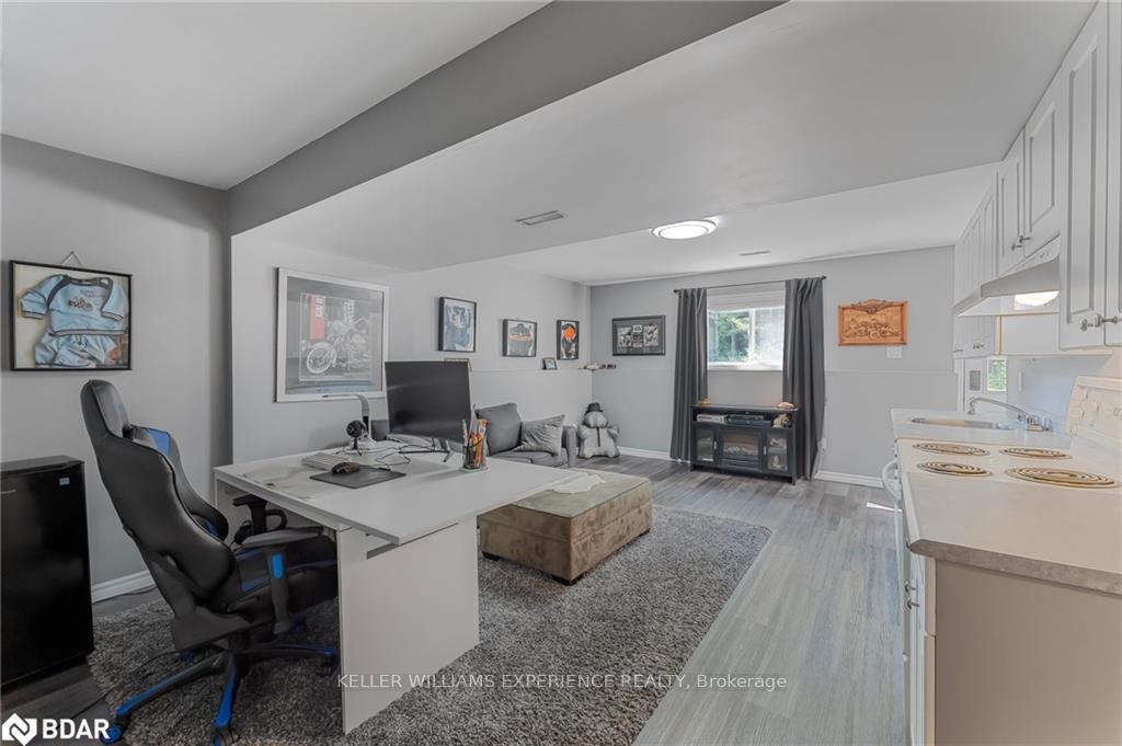 Photo 27 of 2067 Matheson Road E, Springwater, Phelpston — HOMEH