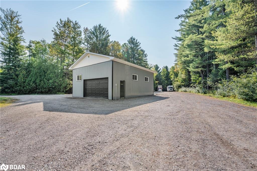 Photo 31 of 2067 Matheson Road E, Springwater, Phelpston — HOMEH