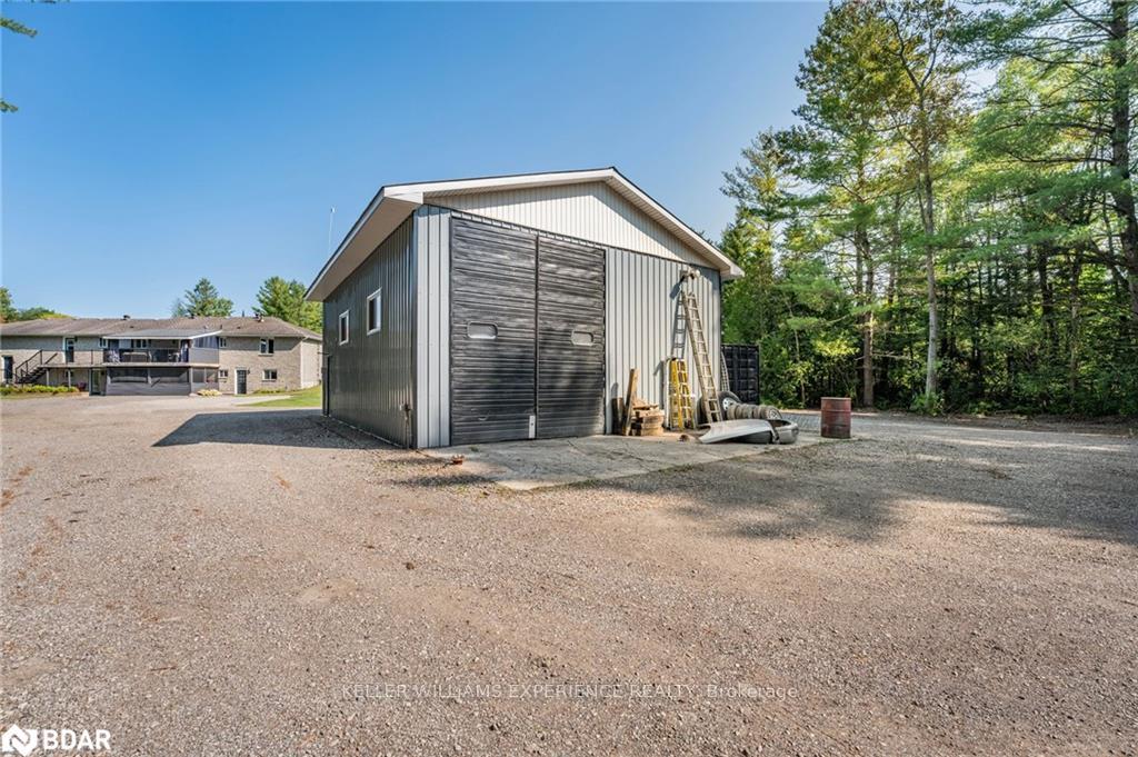 Photo 32 of 2067 Matheson Road E, Springwater, Phelpston — HOMEH