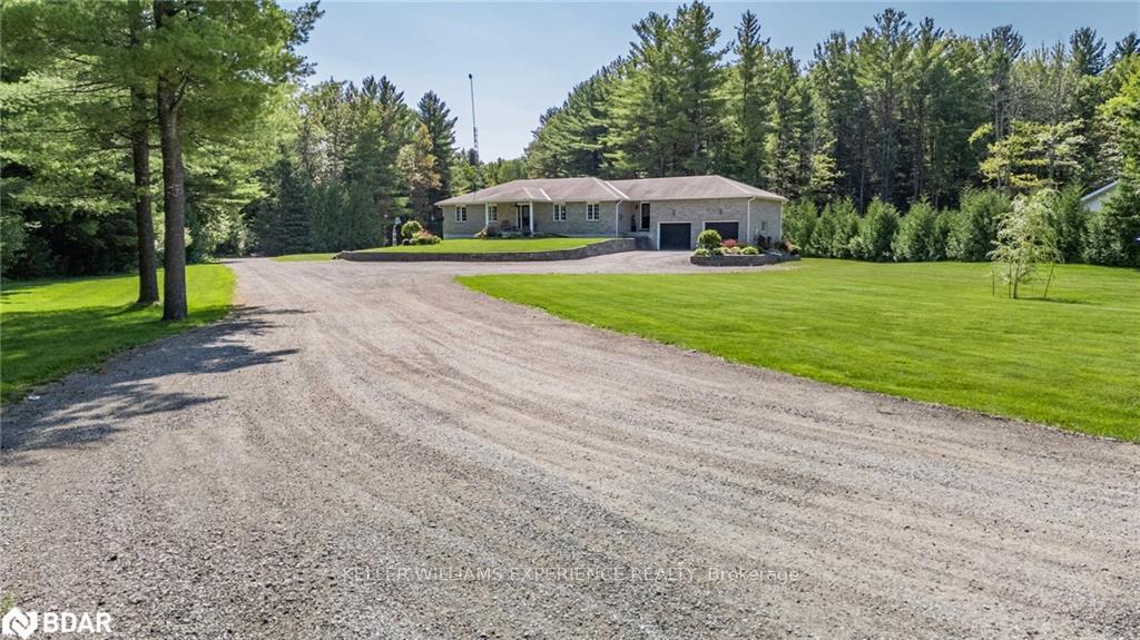 Photo 35 of 2067 Matheson Road E, Springwater, Phelpston — HOMEH