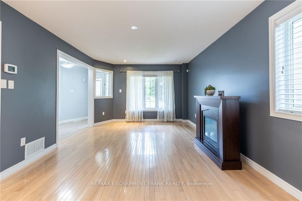 Photo 5 of 53 Dulgaren Street, Hamilton, Eleanor — HOMEH