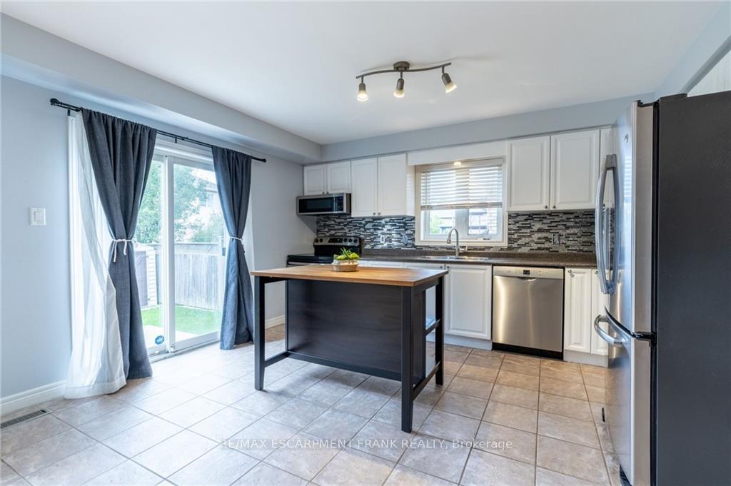Photo 9 of 53 Dulgaren Street, Hamilton, Eleanor — HOMEH