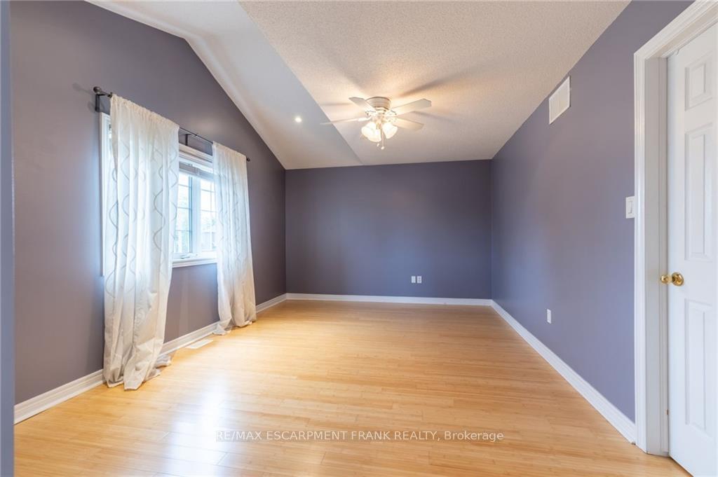 Photo 16 of 53 Dulgaren Street, Hamilton, Eleanor — HOMEH