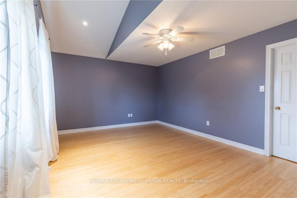 Photo 18 of 53 Dulgaren Street, Hamilton, Eleanor — HOMEH