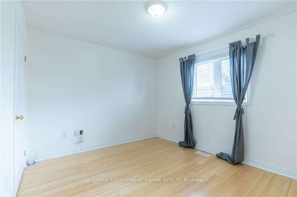 Photo 25 of 53 Dulgaren Street, Hamilton, Eleanor — HOMEH