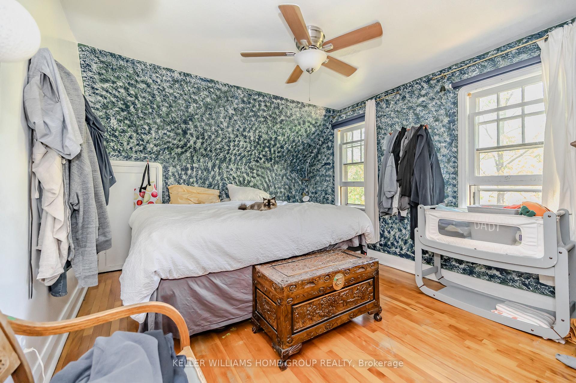 Photo 19 of 18 Roslin Avenue N, Waterloo — HOMEH