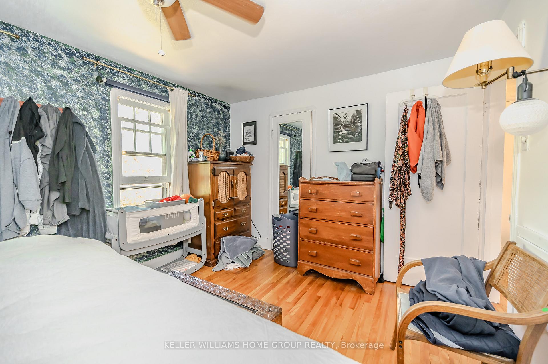 Photo 14 of 18 Roslin Avenue N, Waterloo — HOMEH