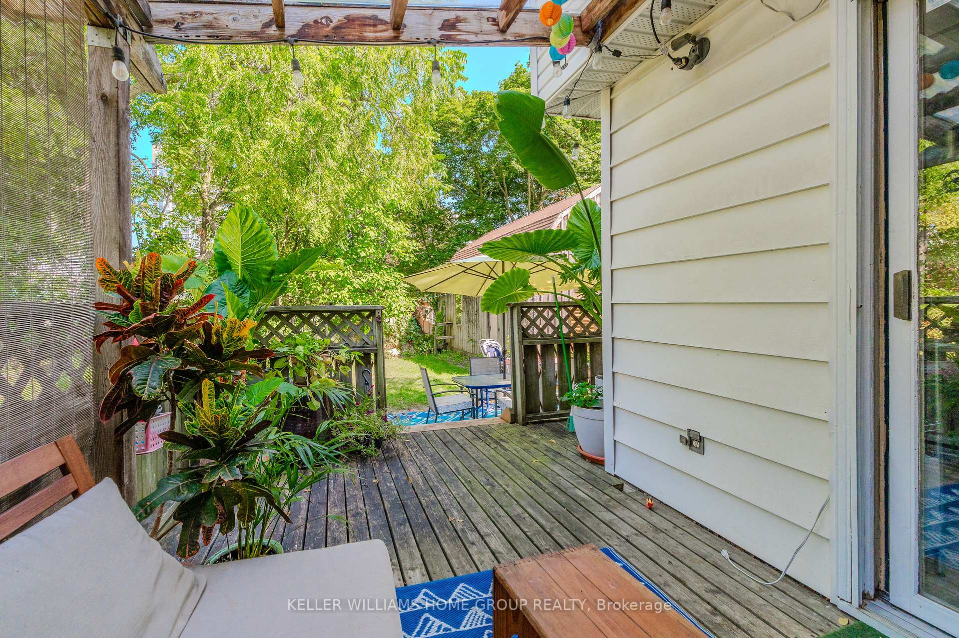 Photo 30 of 18 Roslin Avenue N, Waterloo — HOMEH