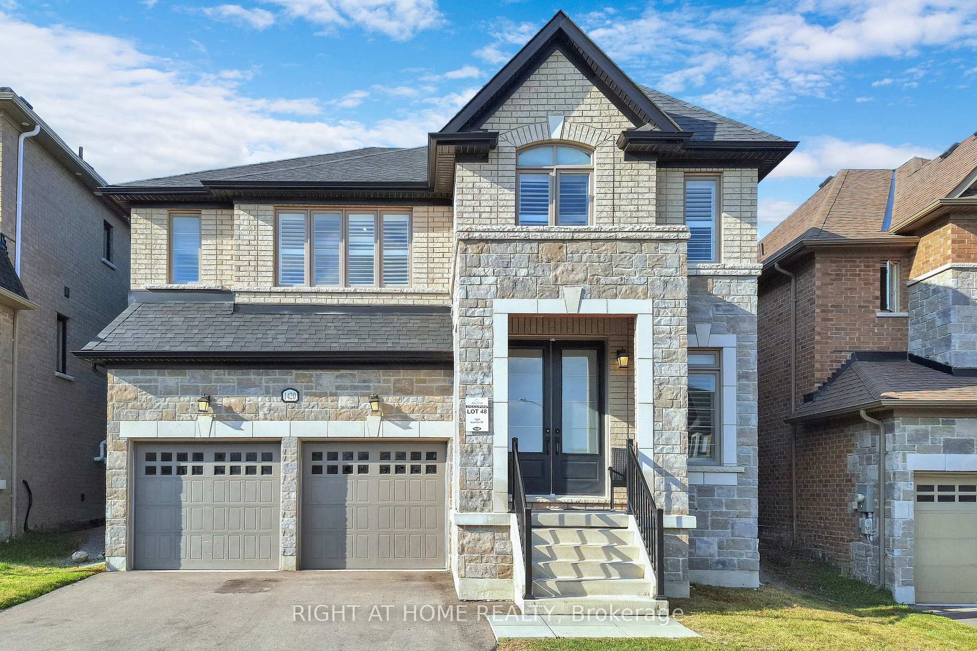 Photo 1 of 1420 Lawson Street, Innisfil, Alcona — HOMEH
