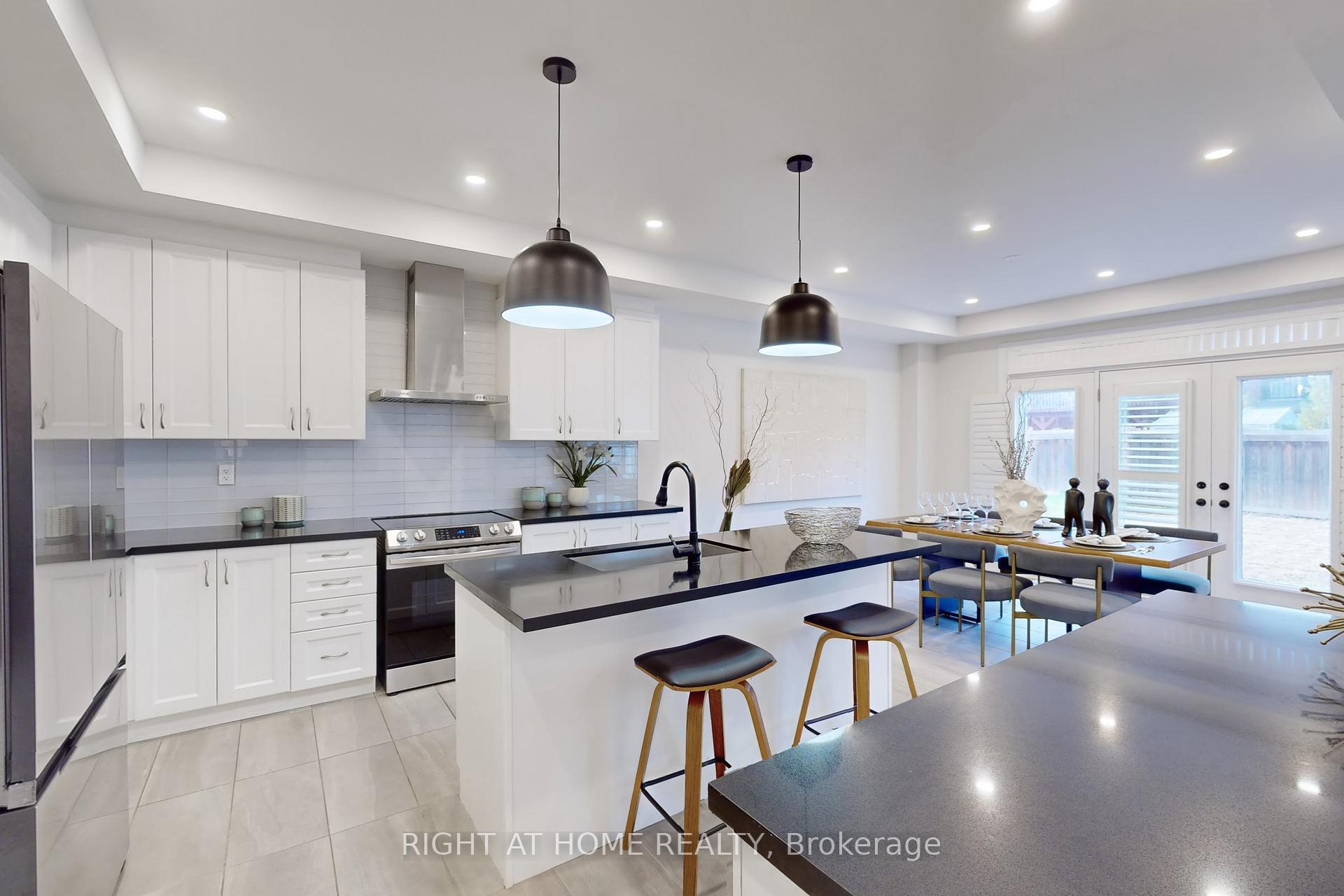 Photo 13 of 1420 Lawson Street, Innisfil, Alcona — HOMEH