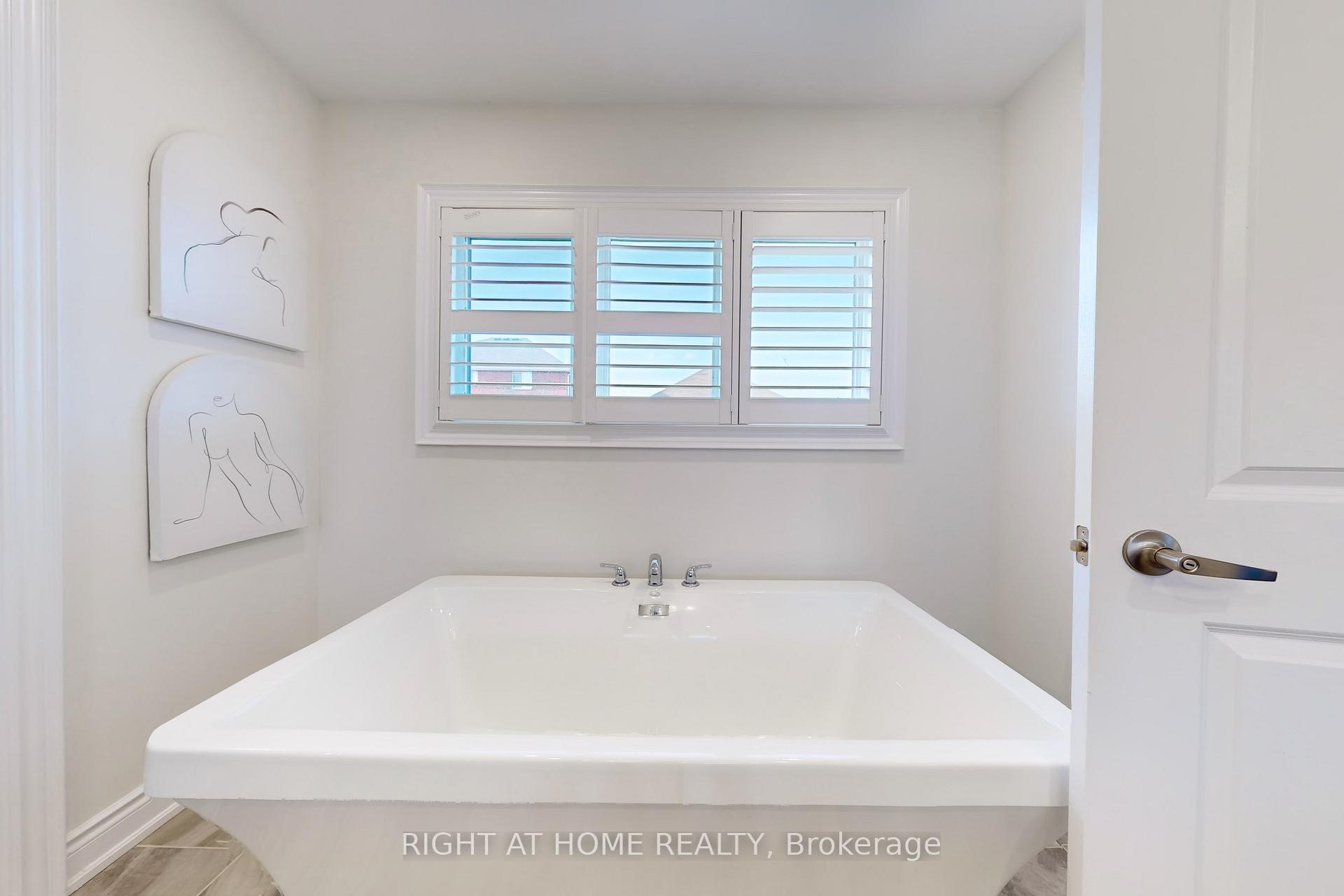 Photo 25 of 1420 Lawson Street, Innisfil, Alcona — HOMEH