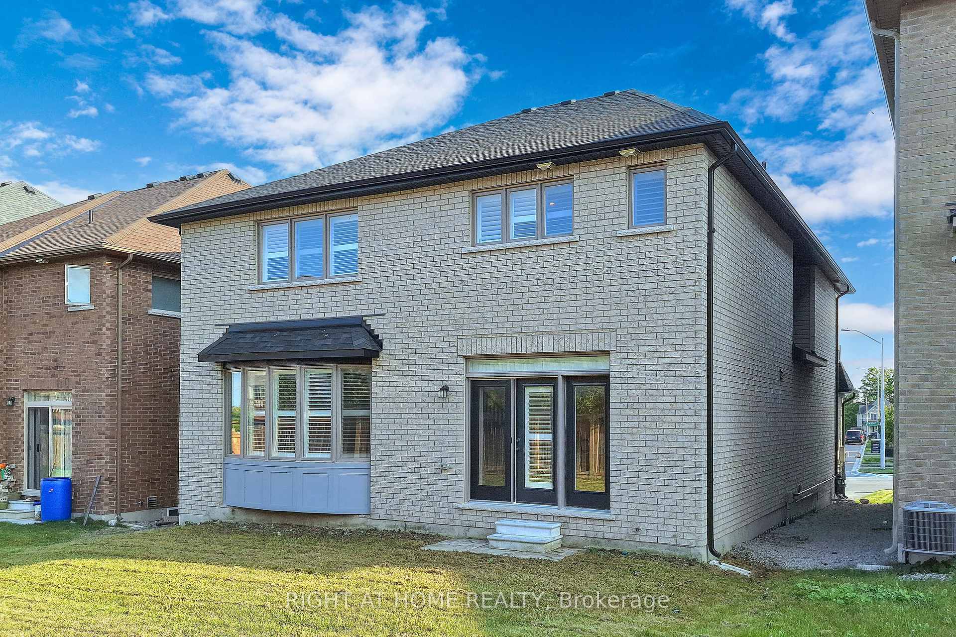 Photo 33 of 1420 Lawson Street, Innisfil, Alcona — HOMEH