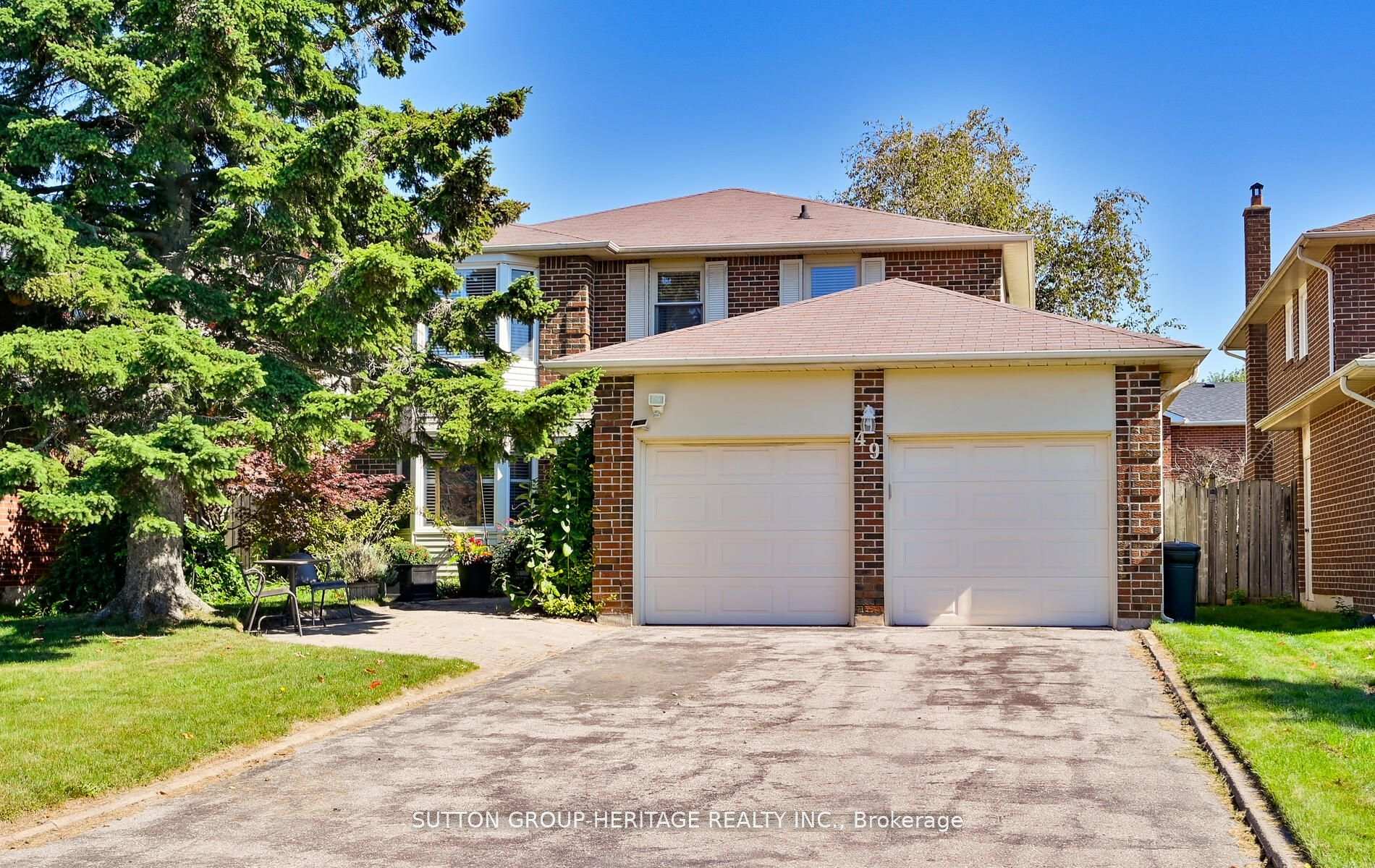 Photo 1 of 49 Farrow Crescent, Ajax, South West — HOMEH