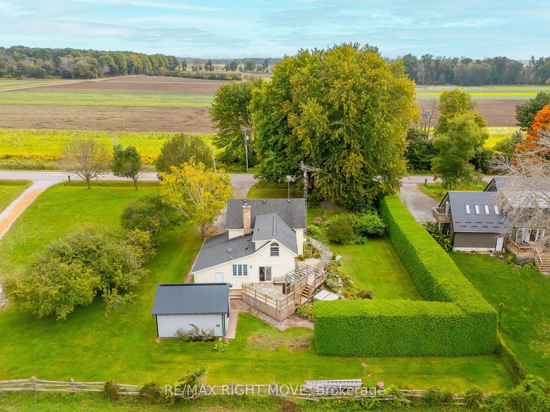 Front of 1283B Thorah Concession Rd 9
