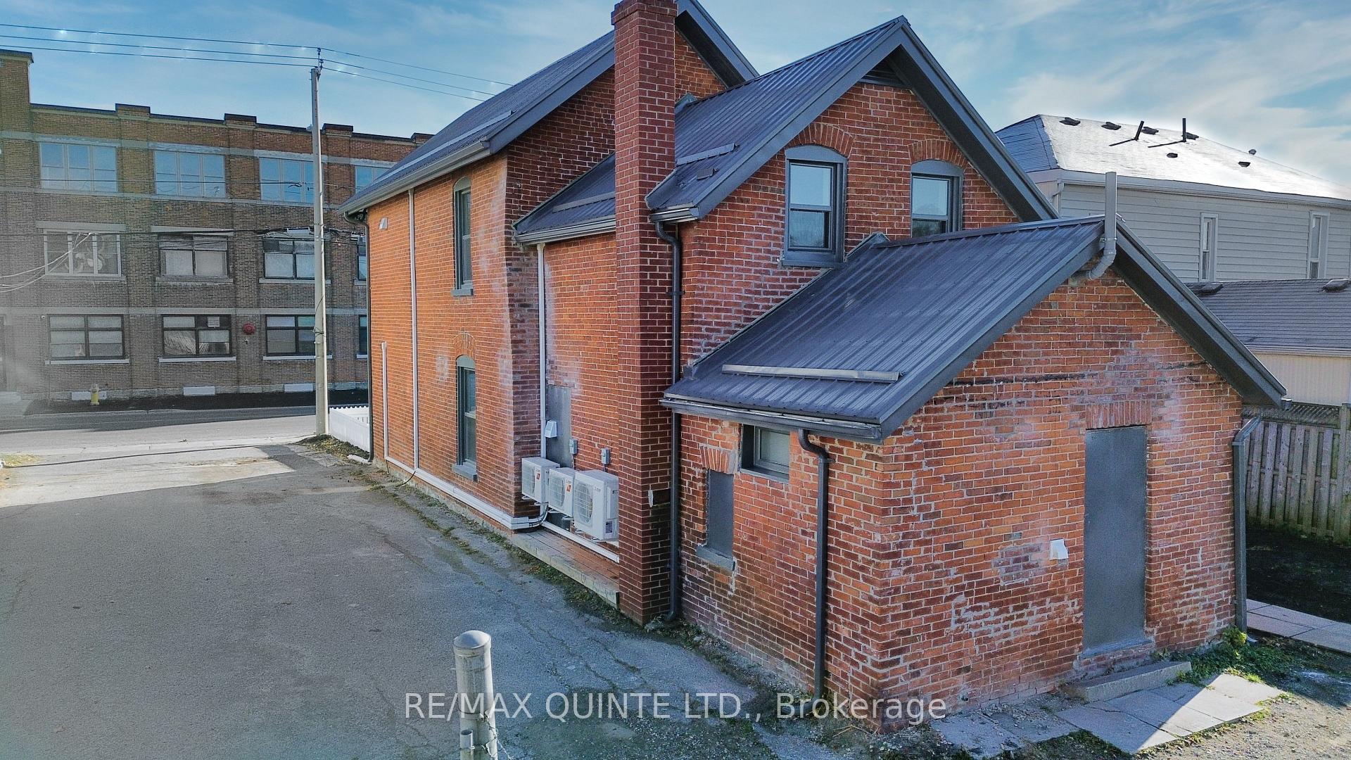 Photo 37 of 256 Coleman Street, Belleville, Belleville Ward — HOMEH
