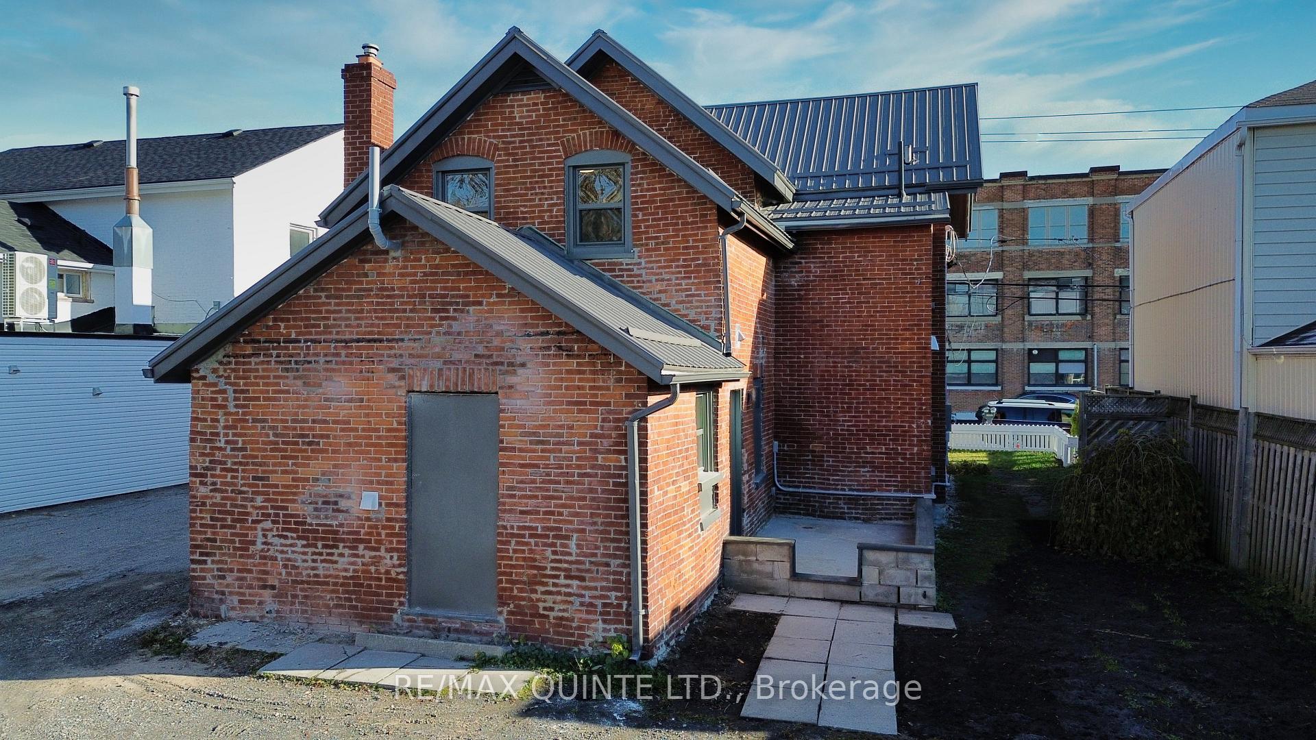 Photo 38 of 256 Coleman Street, Belleville, Belleville Ward — HOMEH