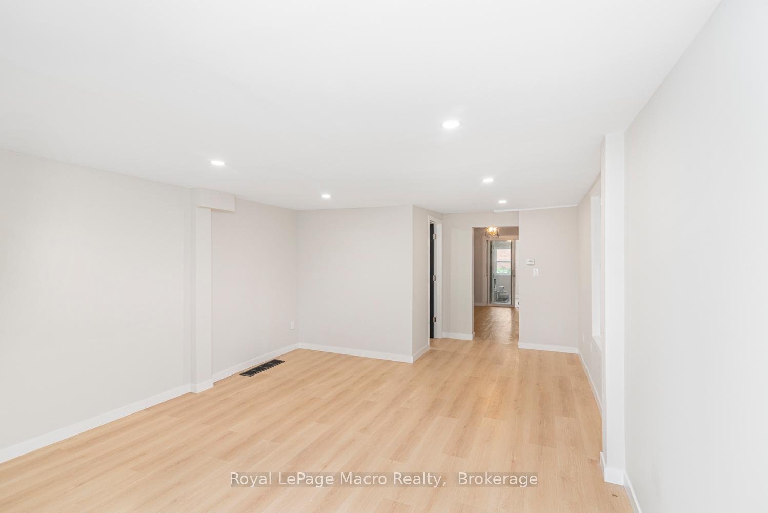 Photo 10 of 583 John Street N, Hamilton, North End — HOMEH