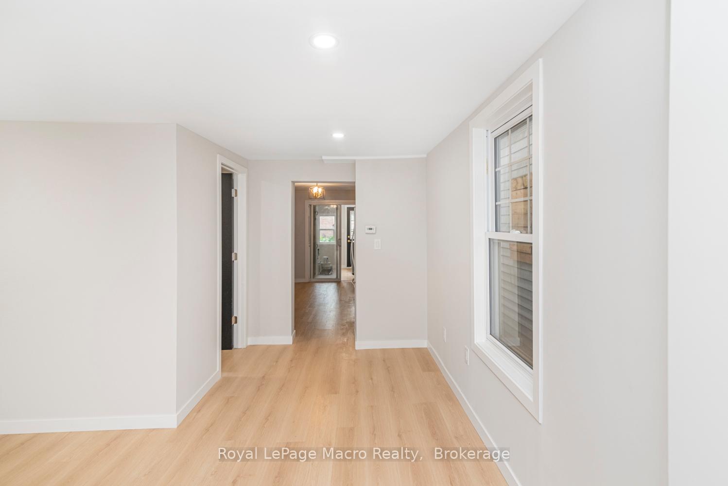 Photo 7 of 583 John Street N, Hamilton, North End — HOMEH
